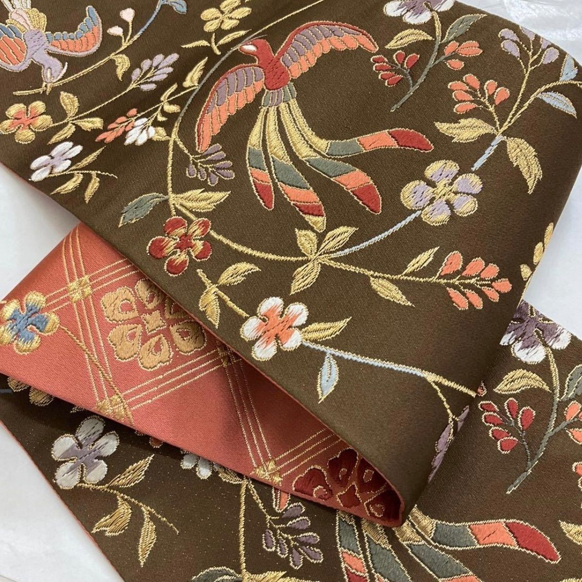 ○kimono+one○kimonoarisa○未使用同然○最高級西陣織○鳥○刺繍が