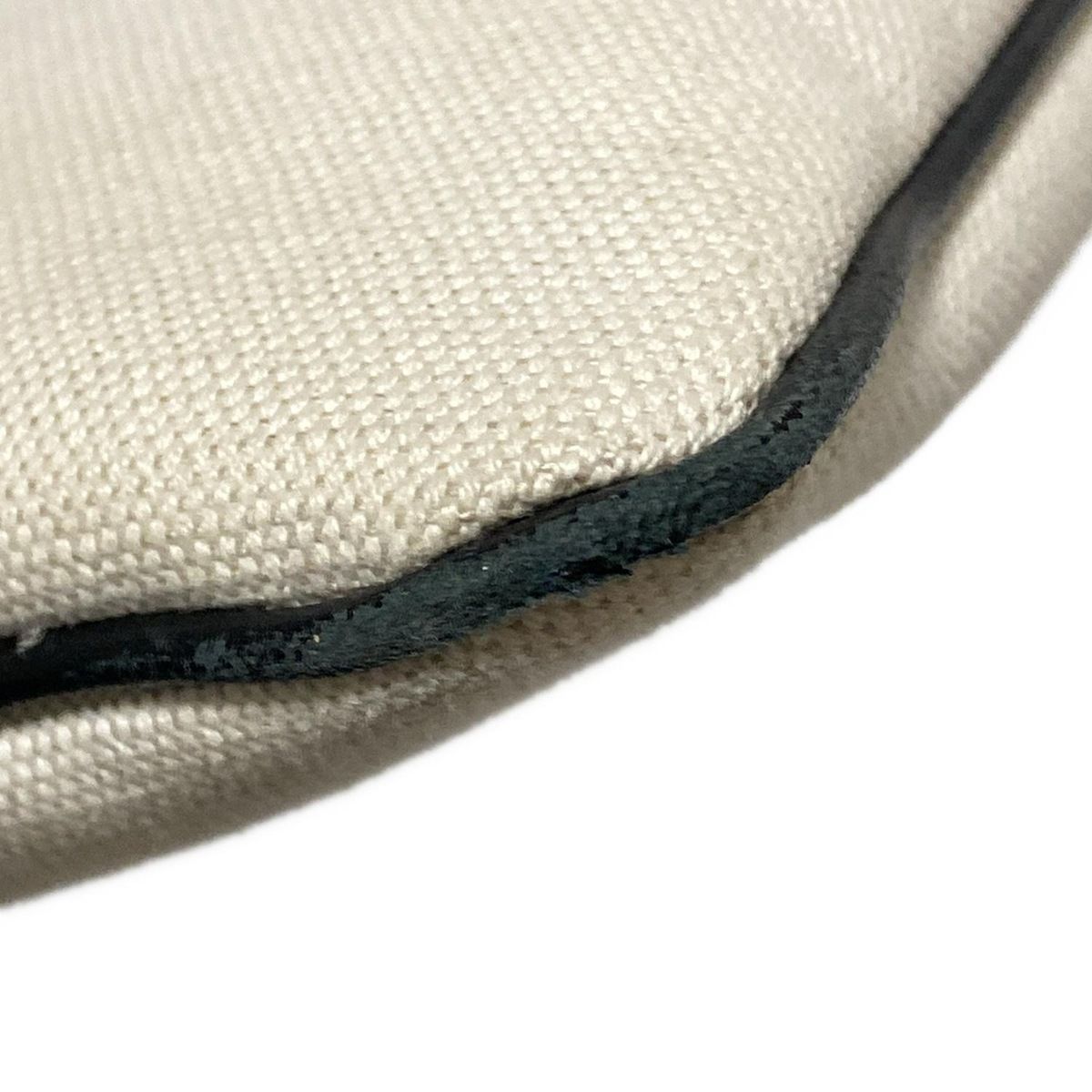 BALENCIAGA アイボリー クラッチバッグ BALENCIAGA(バレンシアガ) クラッチバッグ - 492681 アイボリー×黒