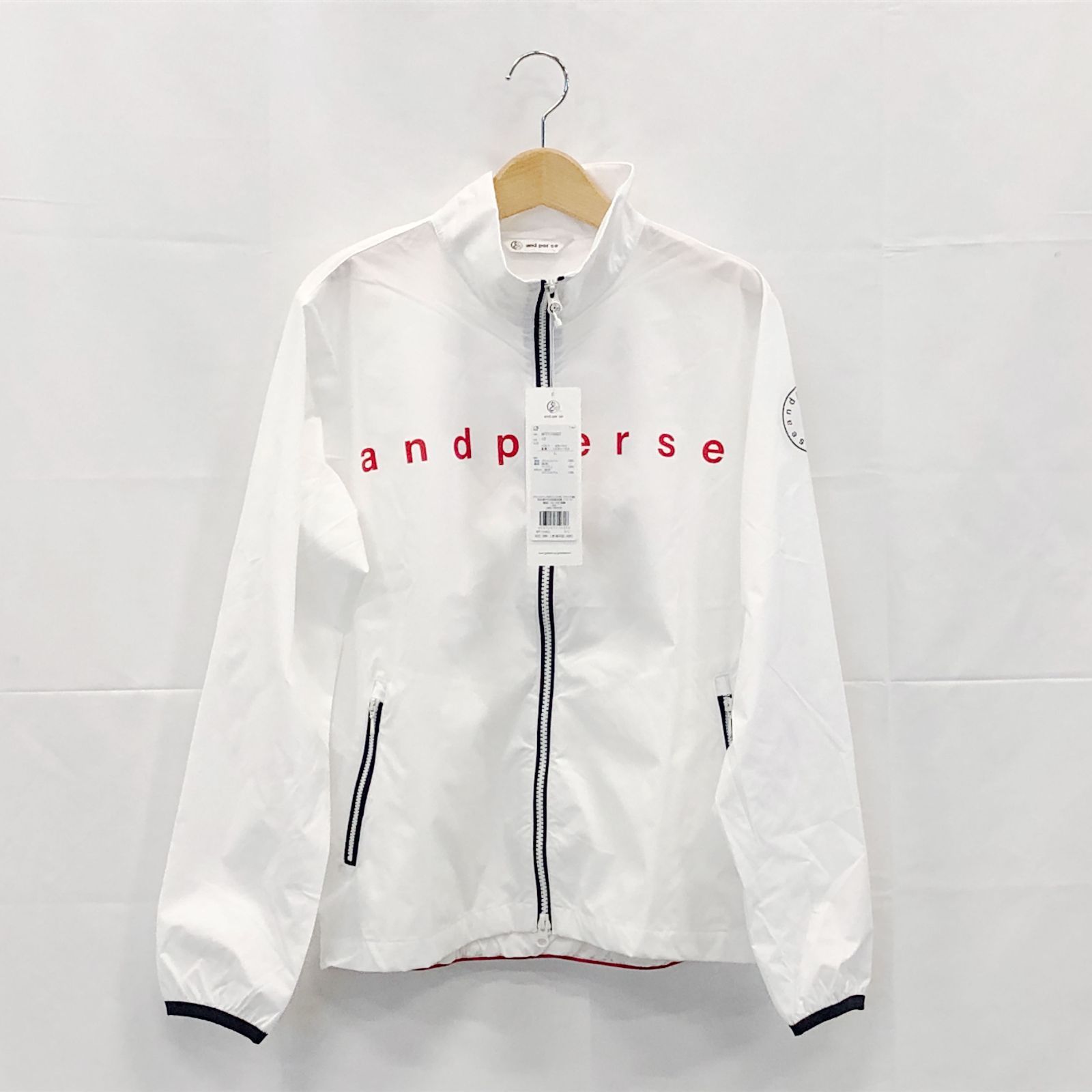 ! アンパスィ レディース Ｌサイズ エアジャスターブルゾン ホワイト系 古着ゴルフウェア