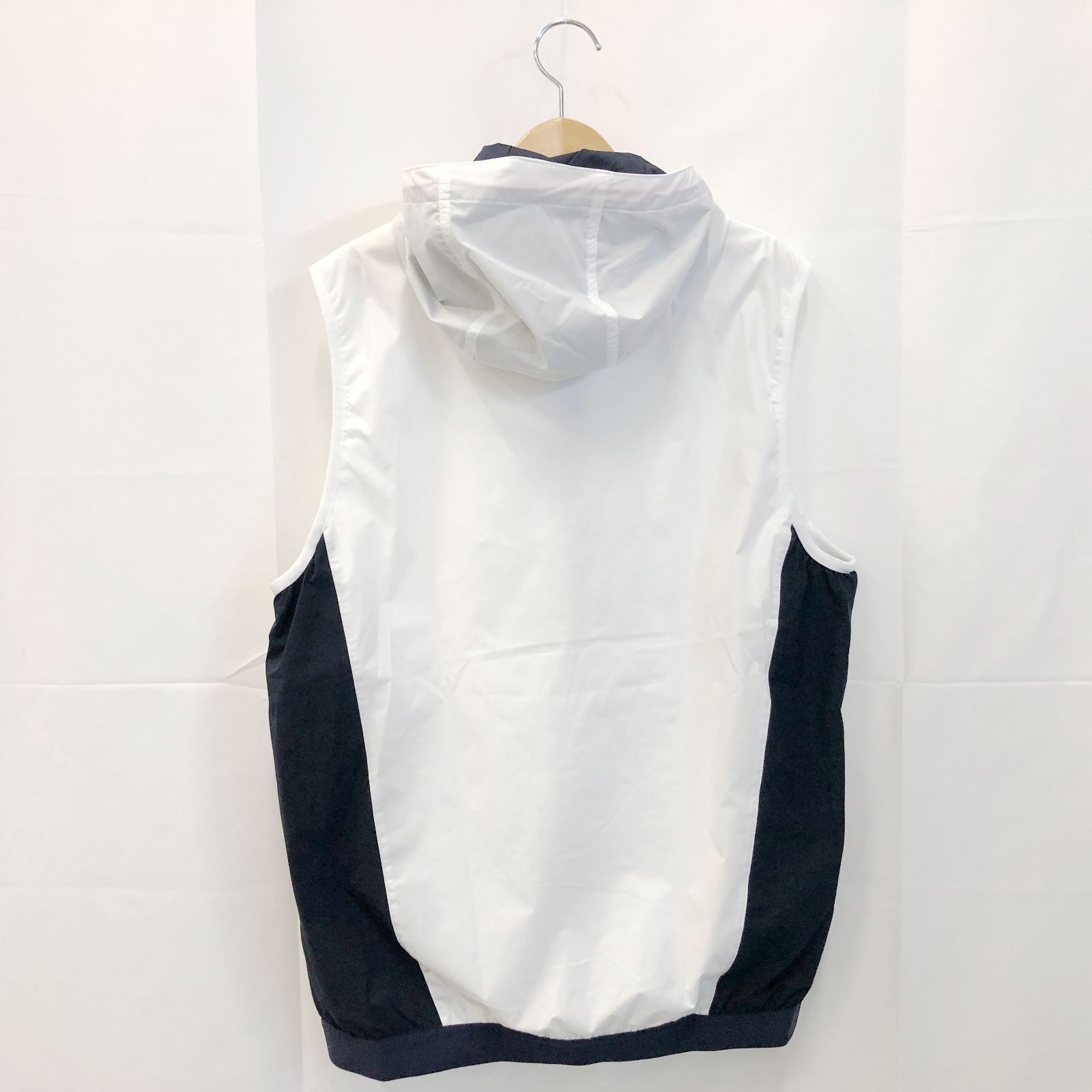 タグ付き! アンパスィ｜メンズ｜Ｍサイズ｜エアジャスターフーディーベスト｜ホワイト系｜古着ゴルフウェア