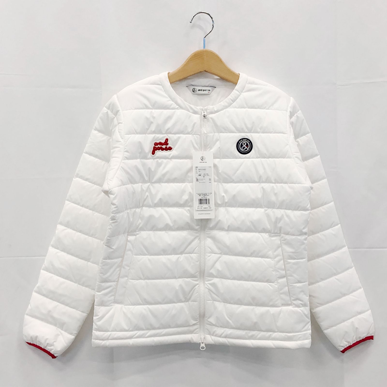 Mサイズ　アンパスィ ジップアップブルゾン レディース ゴルフウェア　ホワイト アンパスィ レディース ゴルフウェア 中綿ジャケット 秋 冬 エ