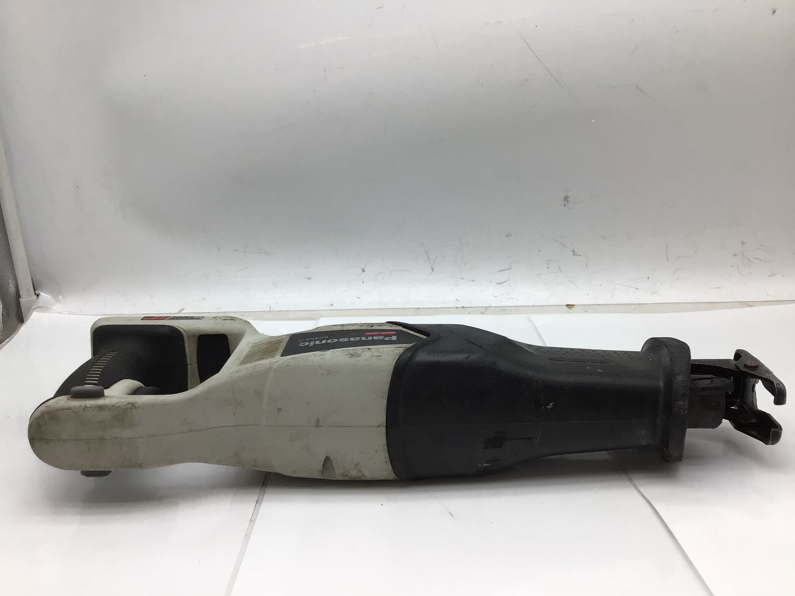 充電レシプロソー