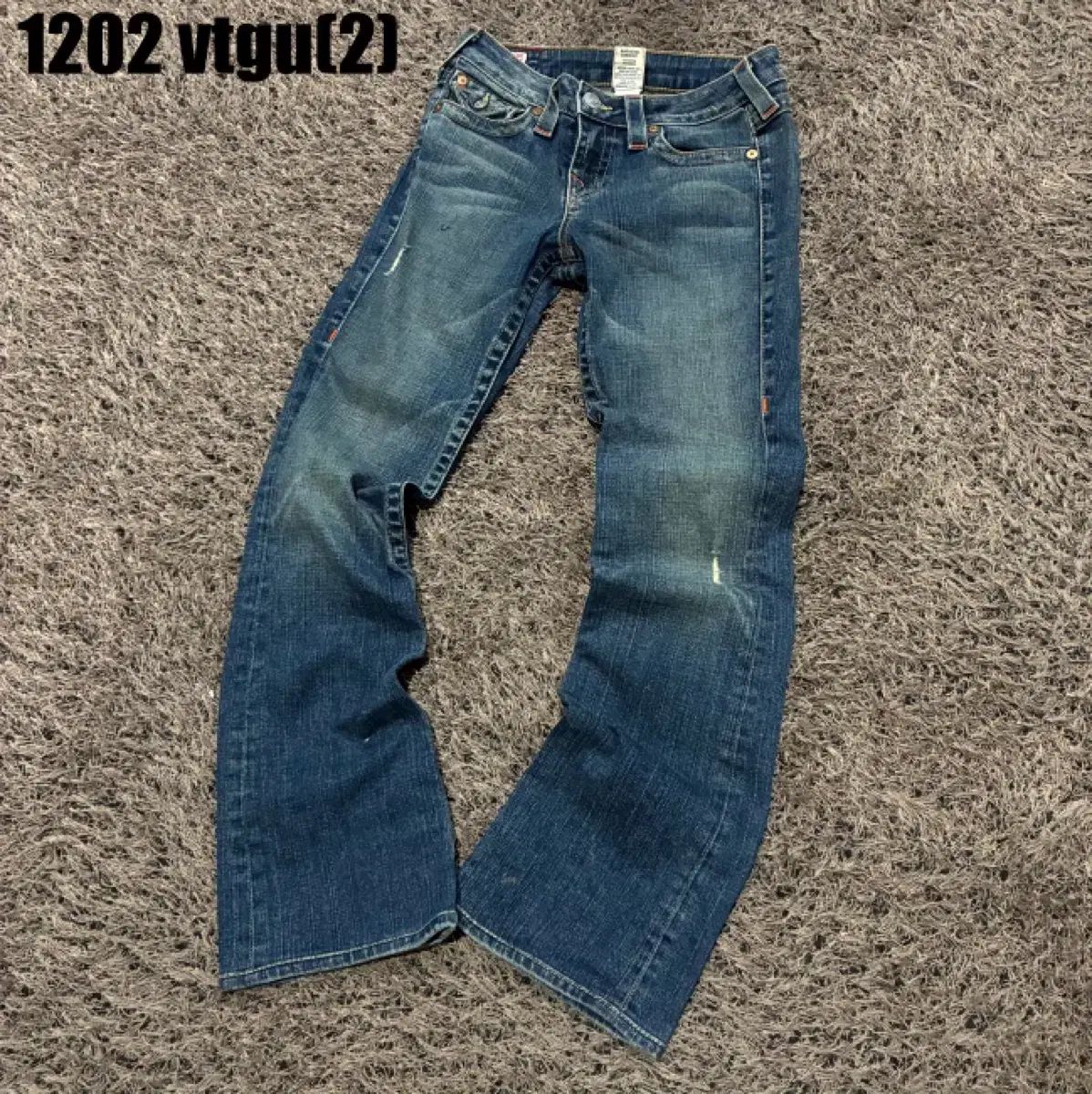 トゥルーレリジョン ブーツカット デニム - メルカリ