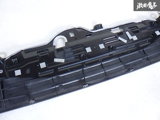 トヨタ 純正 ブラックメッキパネル付 TRJ150 GDJ150 ランドクルーザー プラド リア バンパー フットプレート 52162-60050 即納 棚T