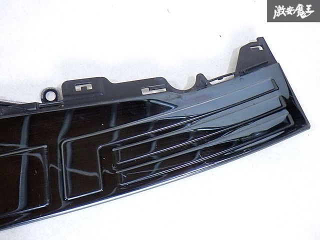 トヨタ 純正 ブラックメッキパネル付 TRJ150 GDJ150 ランドクルーザー プラド リア バンパー フットプレート 52162-60050 即納 棚T