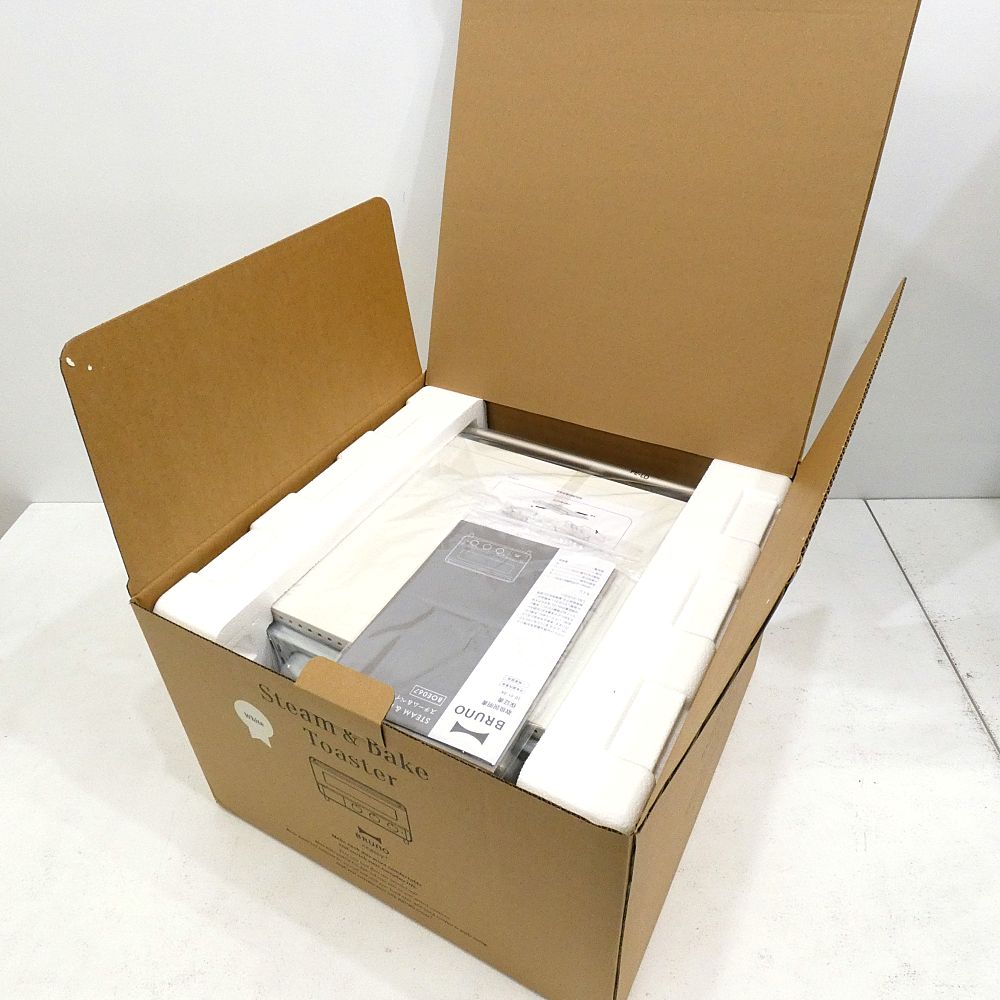 BRUNO ブルーノ スチーム＆ベイク トースター ホワイト BOE 067 WH I 420 3901