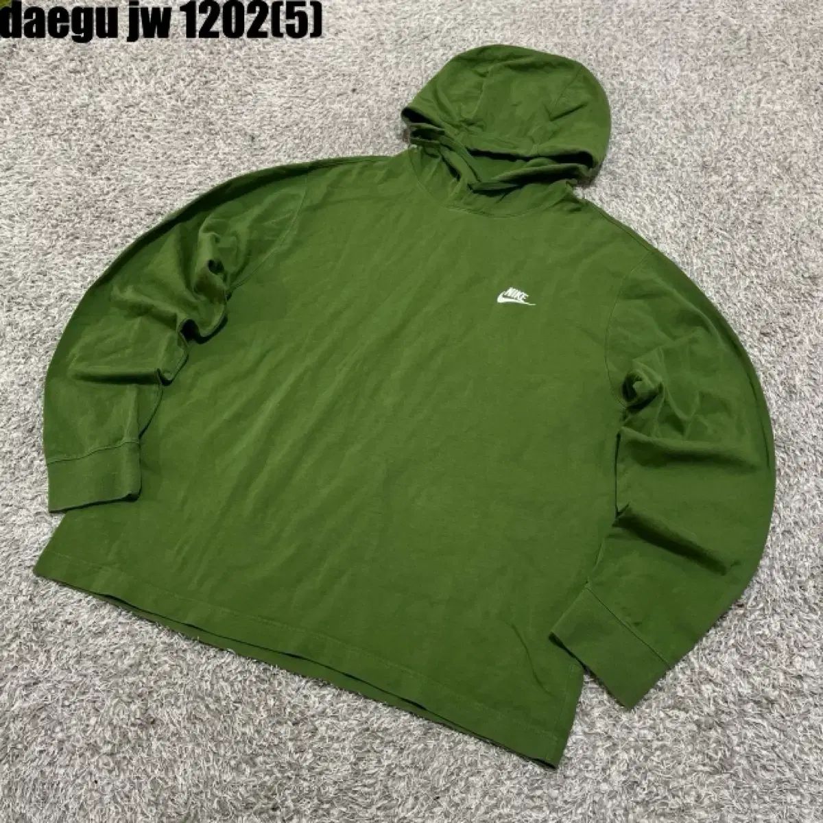 ナイキ オリーブ フード 長袖TシャツL 1202