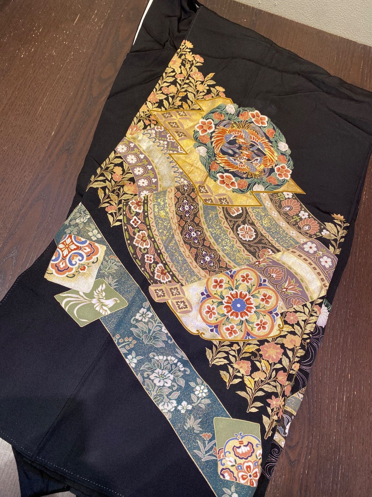 まとめ売り】正絹留袖5枚 リメイク素材 ハンドメイド向け - メルカリ