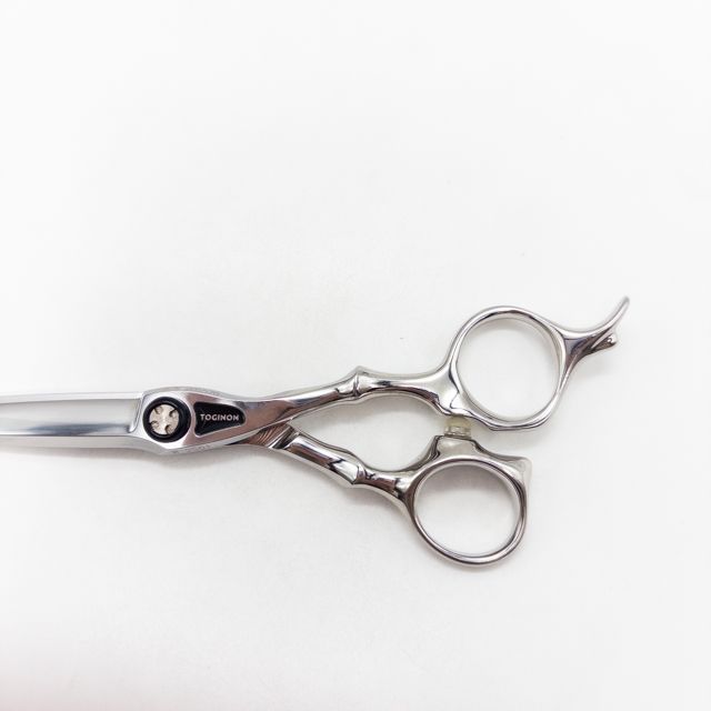 美容師TOGINONゴールドネオ5.8シザー 1丁極美品定価の半額以下 美容師TOGINONゴールドネオ5.8シザー 1丁極美品定価の半額以下 - メルカリ