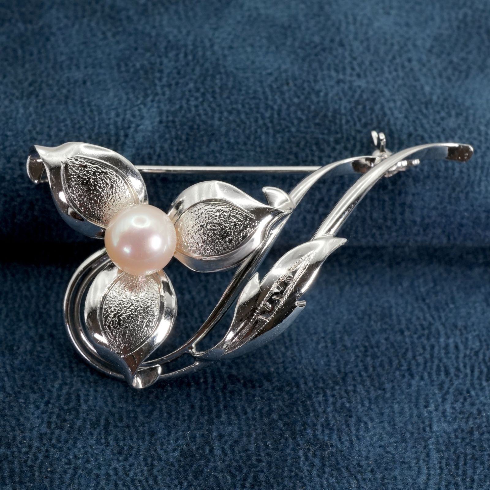 美品 井上パール シルバー パール リーフ ブローチ/25-2311S - メルカリ