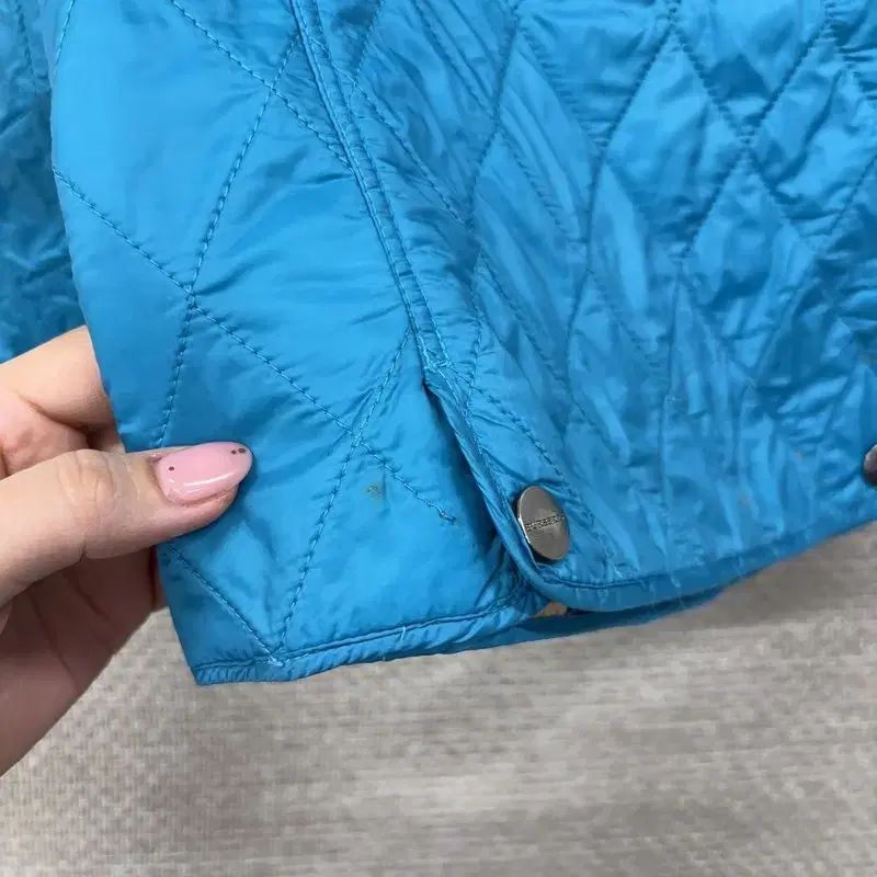  バーバリー キッズ キルティング 軽量 ダウン 3 Y B 00202 その他 ジャケット ブルゾン