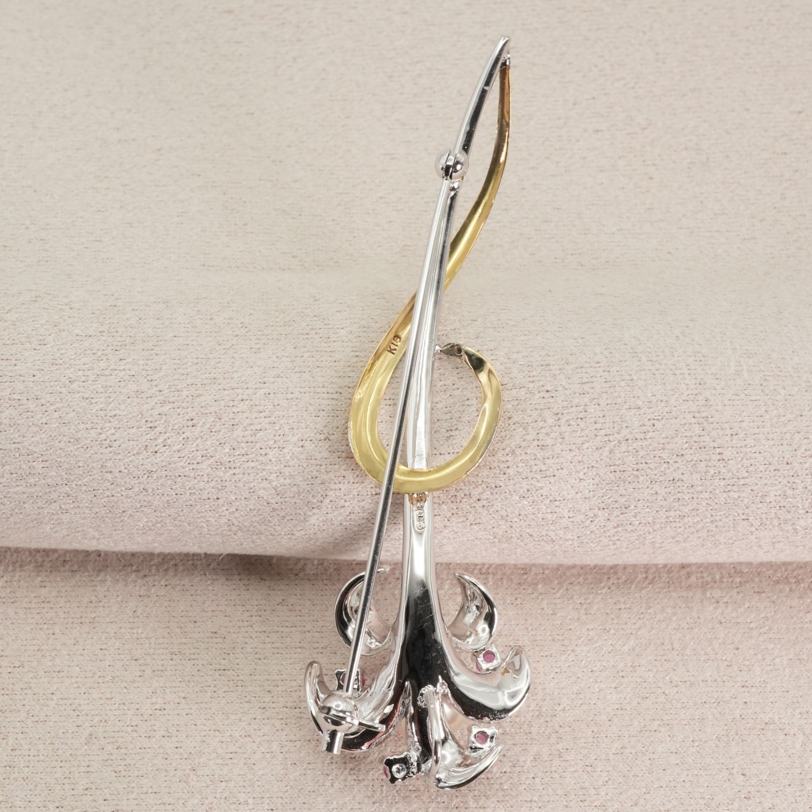 シルバー×K18 ルビー フラワー コンビ ブローチ お花/25-2220S - メルカリ