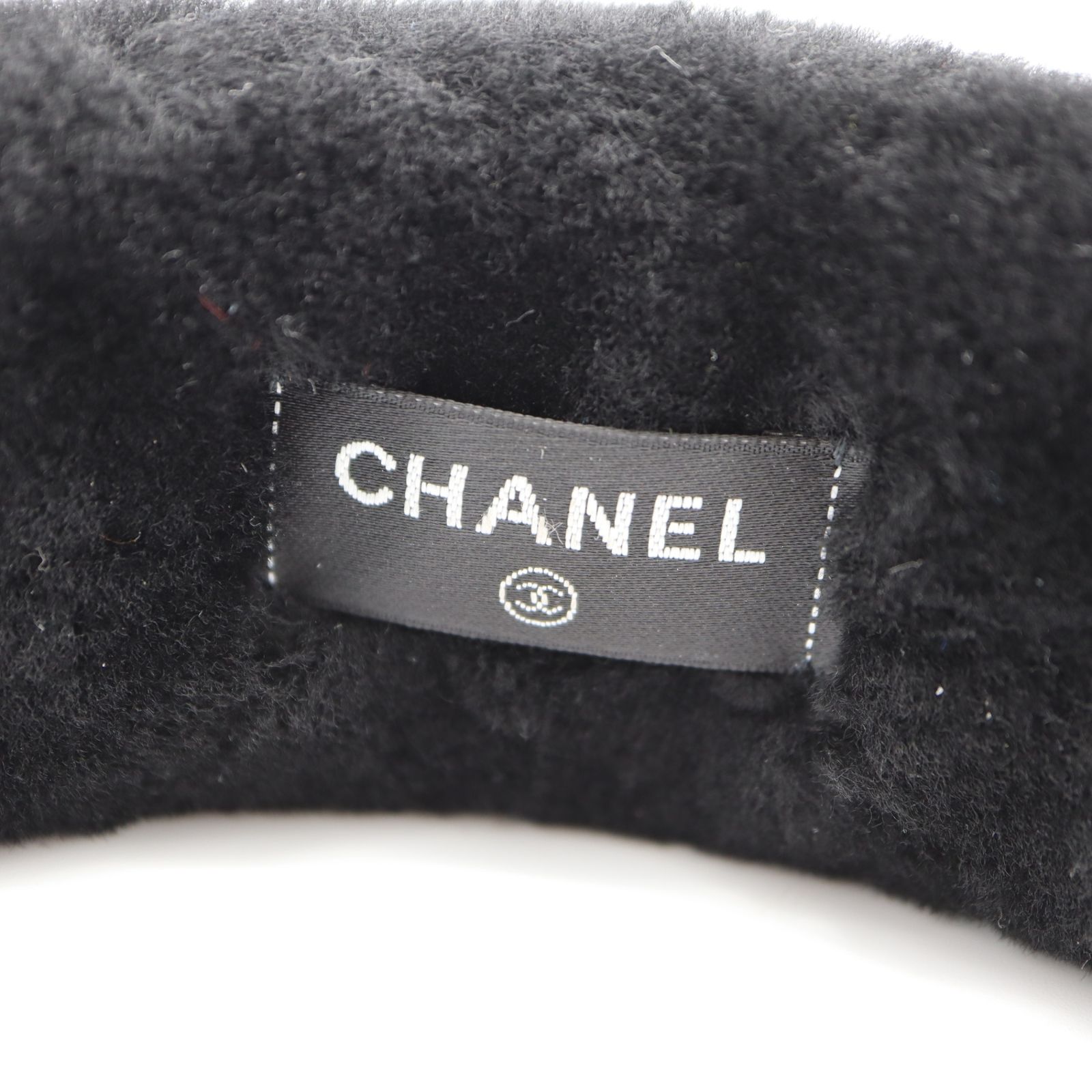  CHANEL シャネル カチューシャ ヘアバンド ヘアアクセ ロゴ ブラック ホワイト レディース 箱有 H 7863 ヘアバンド カチューシャ ヘアアクセサリー