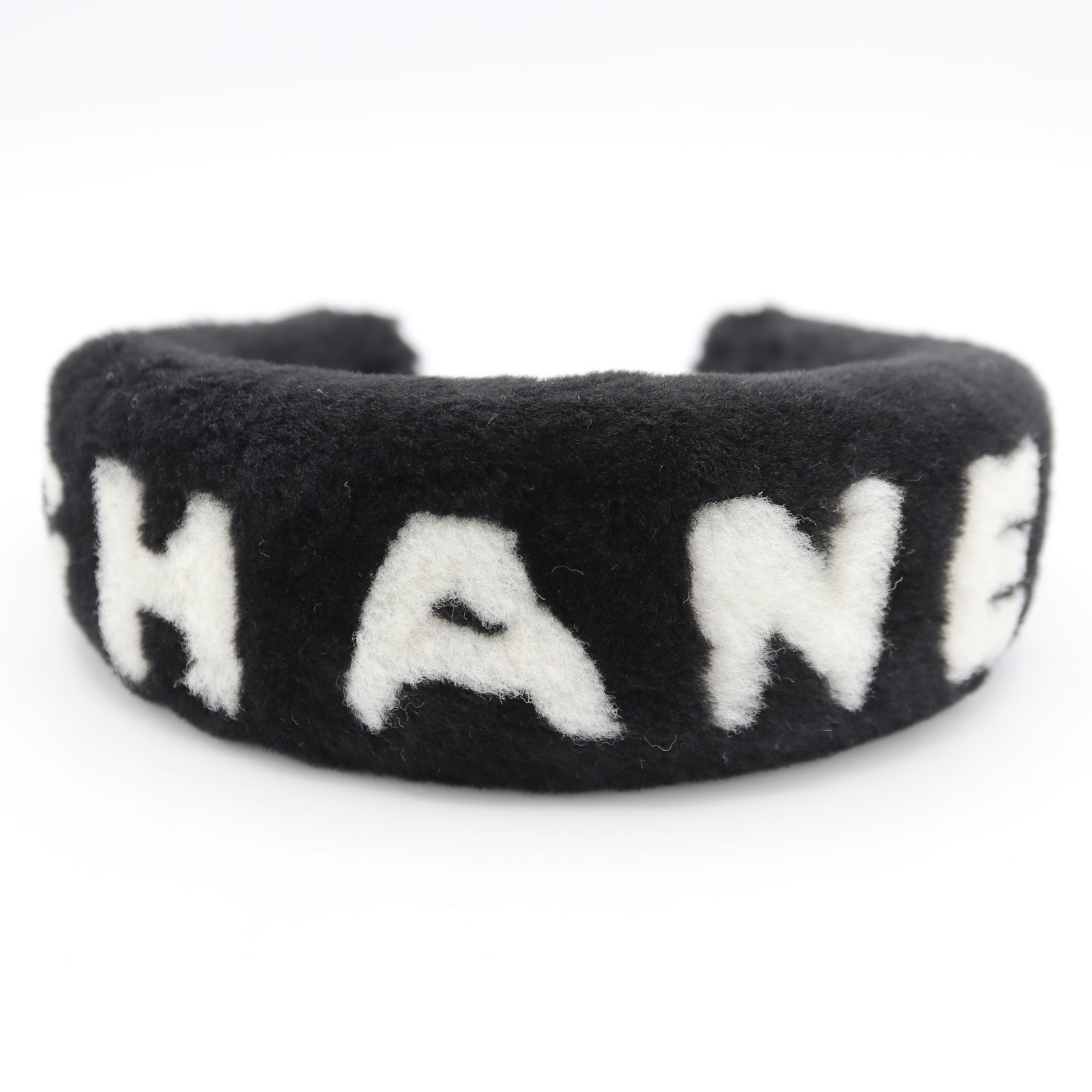 CHANEL シャネル カチューシャ ヘアバンド ヘアアクセ ロゴ ブラック