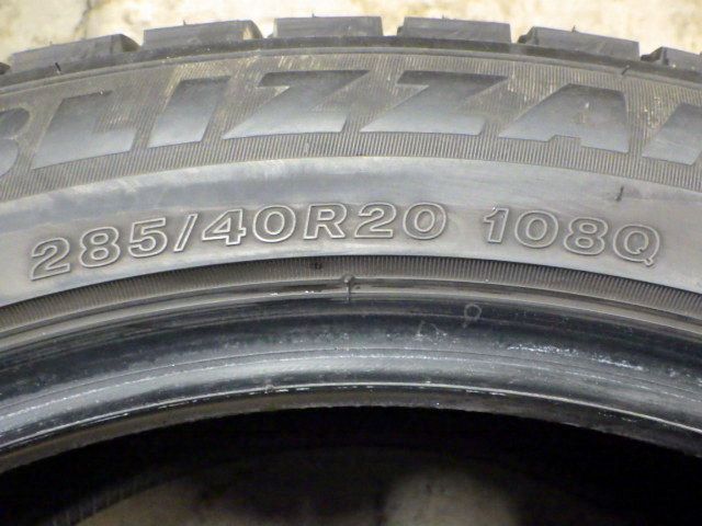  SR 257 製造 約8部山 BS BLIZZAK VRX 3 285 40 R 20 2本 12インチ以下 スタッドレス