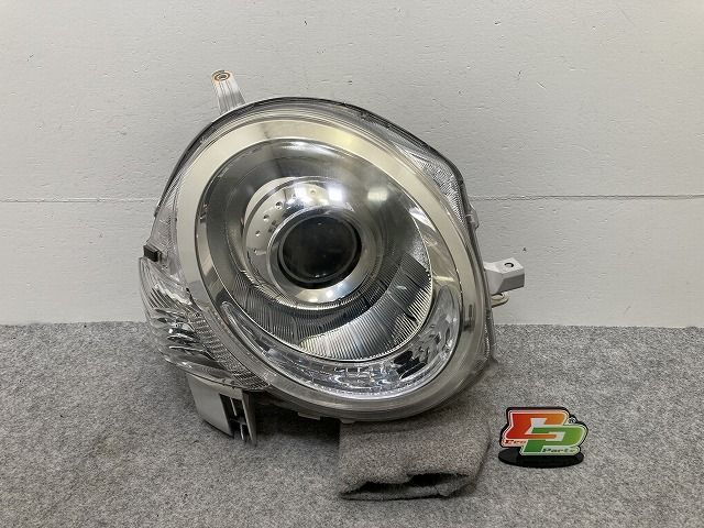 シエンタ NCP81G/NCP85G 純正 後期 右 ヘッドライト/ランプ