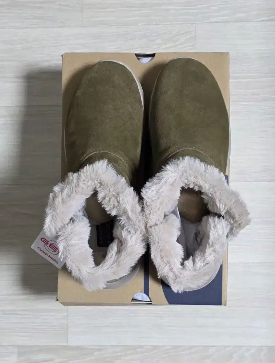 スケッチャーズ