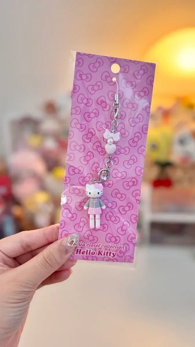 サンリオ ハローキティ クローゼット ストラップ キーホルダー 6種