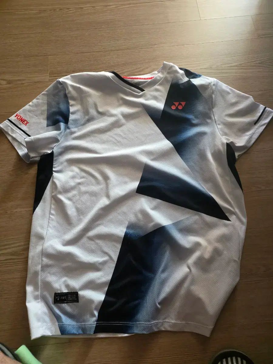 バドミントン 半袖 ジップアップ