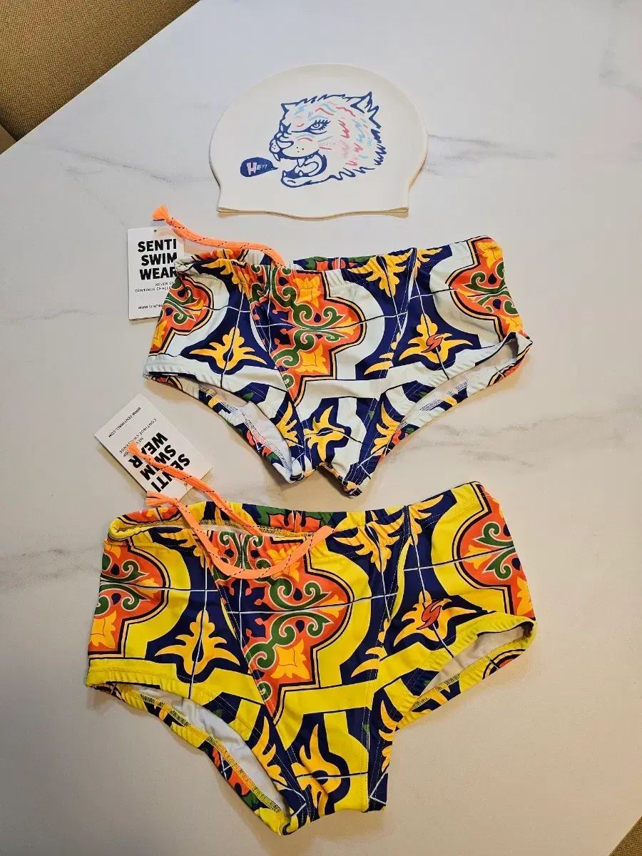 センティ カサブランカ モロカン ショートスクエア XL JOLYN ヘイ スイミングキャップ