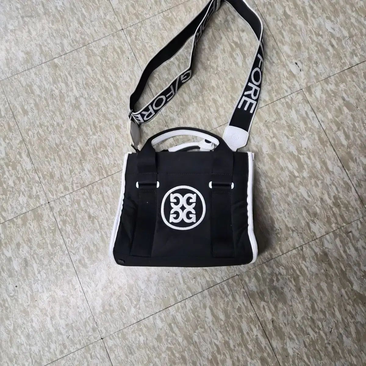 ジーフォア G/FORE ブラック トートバッグ兼 ショルダーバッグ - メルカリ