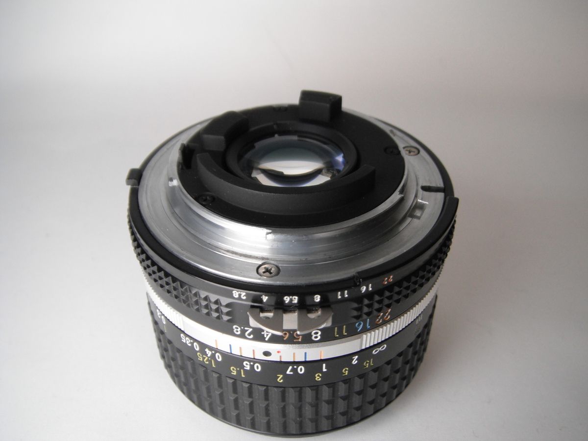 並品 ニコン Ai Nikkor 28 mm F 2 8 S