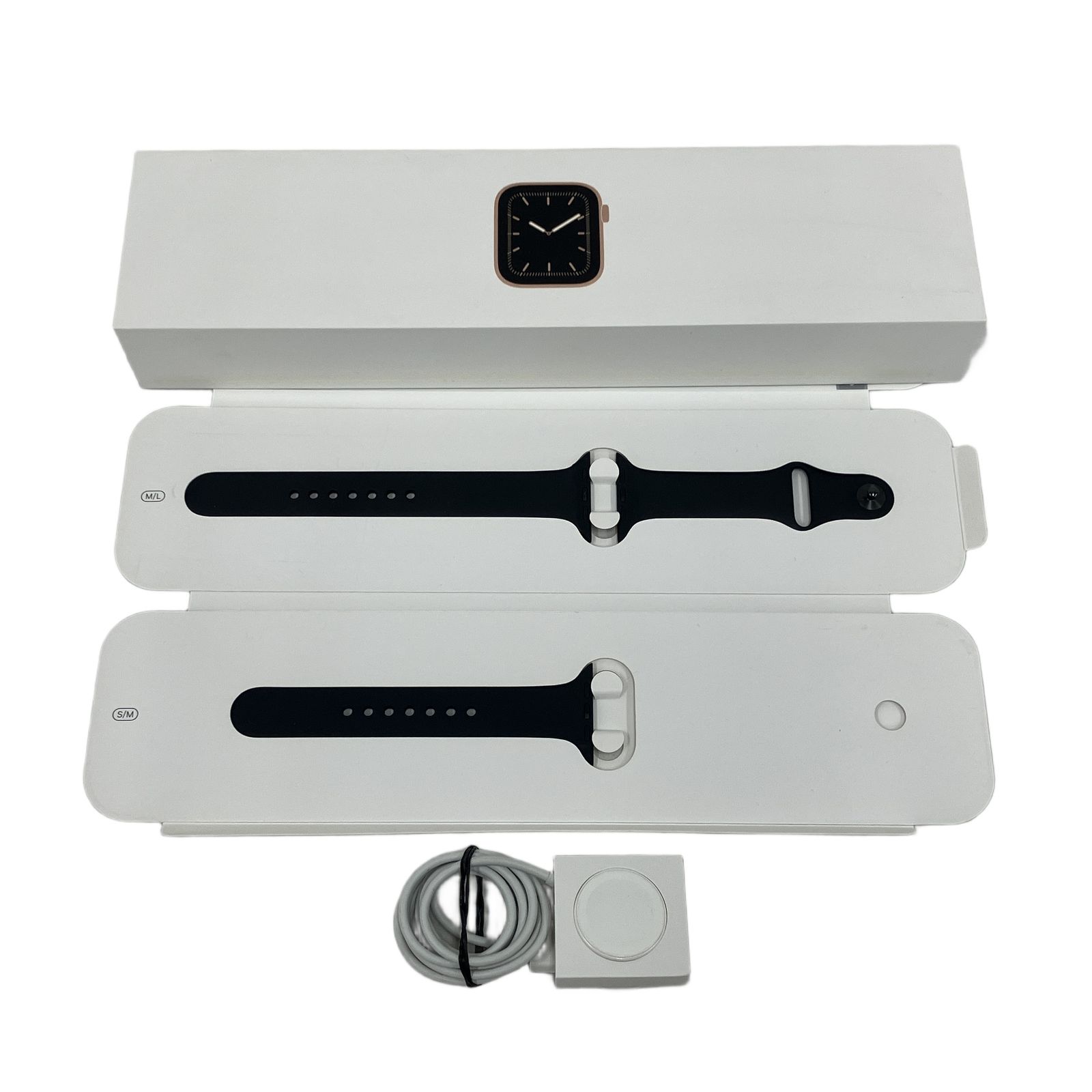 Apple Watch 5 GPSモデル 44 mm スポーツバンド MWT 42 J A アップルウォッチ スマートウォッチ 腕時計