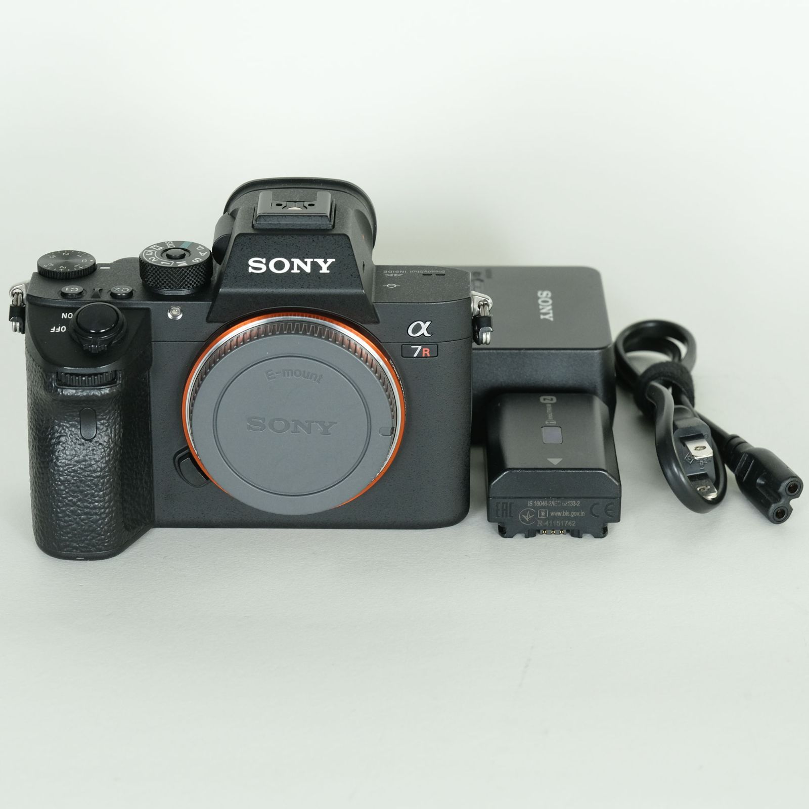 良品 | シャッター数15,861回] SONY α7R III（ILCE-7RM3） | SONY E