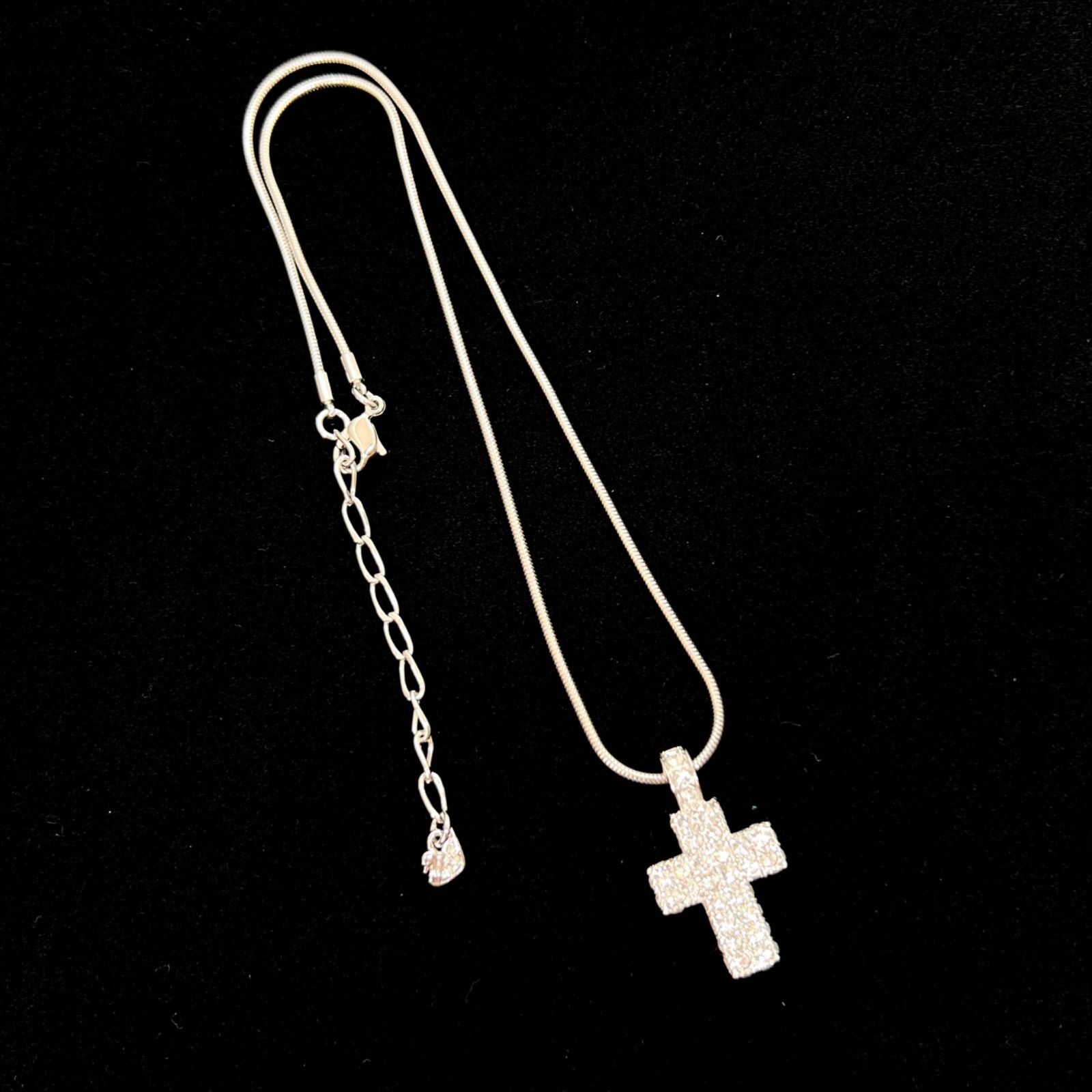 極美品☆SWAROVSKI スワロフスキー ネックレス クロス 立体 パヴェ