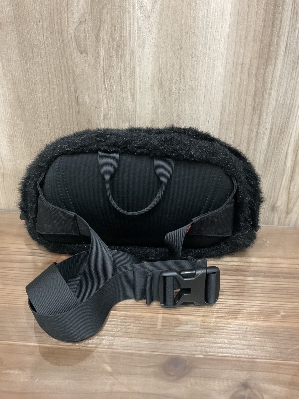 Supreme x The 2024 North Faceのフェイクファーウエストバッグ 楽天