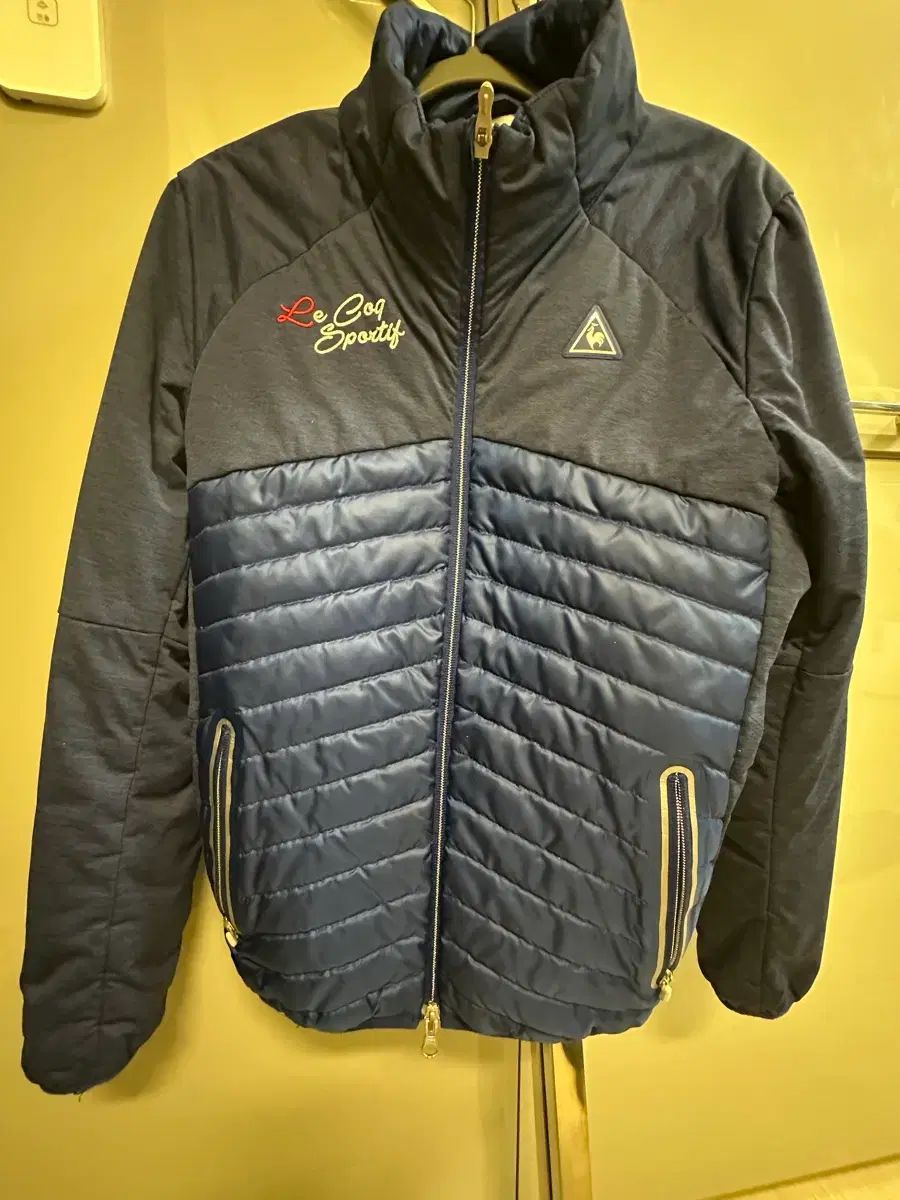 防風ジャケット ルコックスポルティフ ゴルフ 軽量ダウン 100 Lサイズ