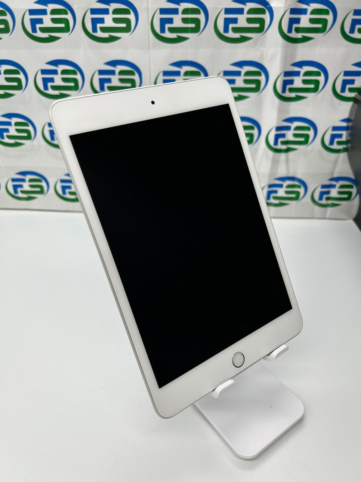 iPad mini 第5世代 Wi-Fi 64GB シルバー MUQX2J/A A2133 iPad アイ