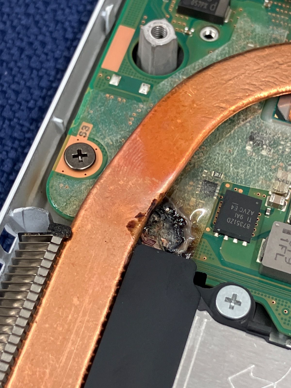 ジャンク 第10世代 CORE i5 dynabook PORTEGE X30L-G P1-G6MP-BW