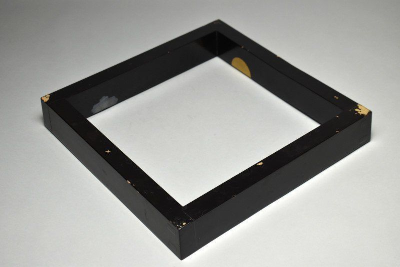 蔵A4473b】平安祥雲(吉田) 菊桐蒔絵 「朝寿」 炉縁 共箱 - メルカリ