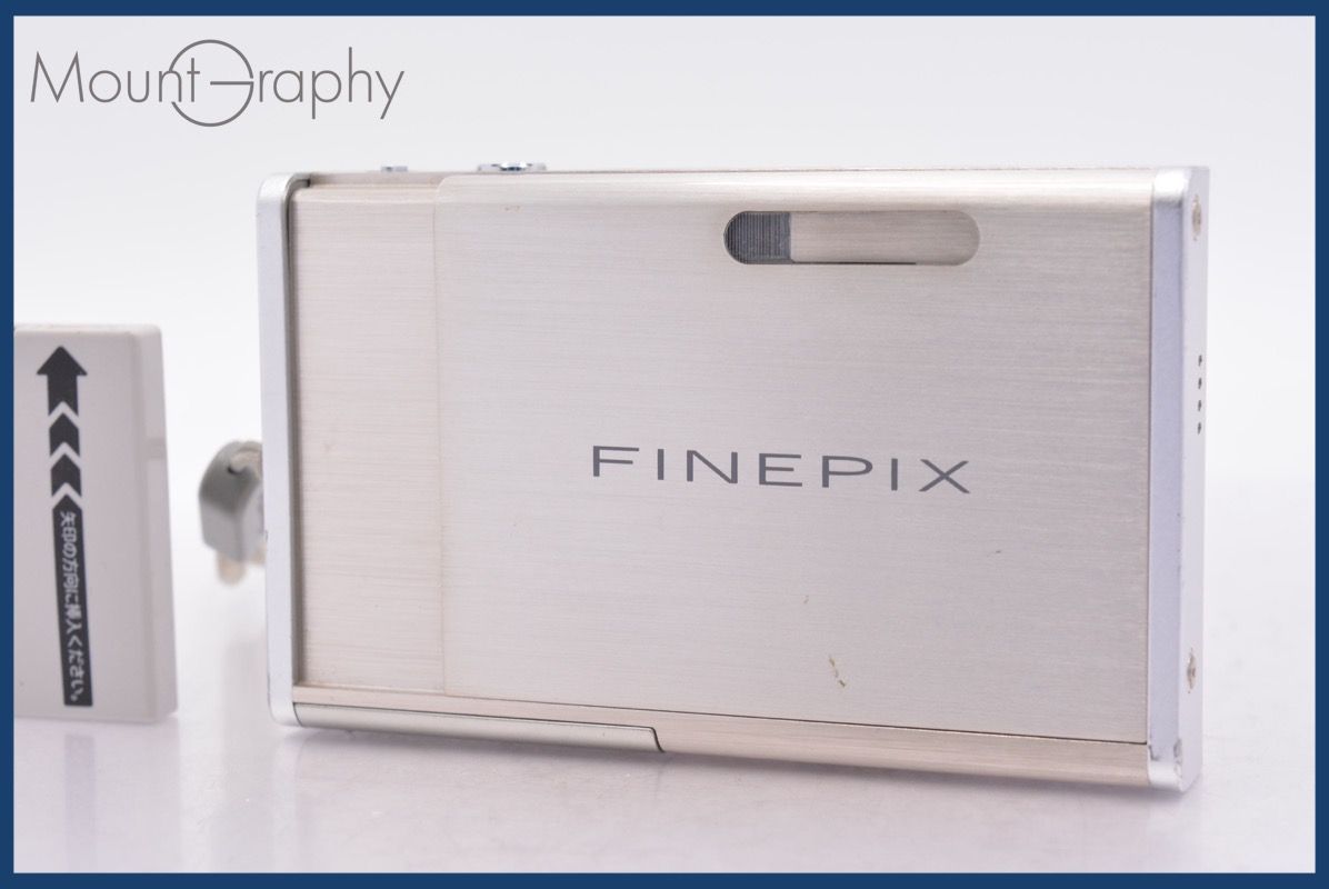 LAURA ASHLEY ローラアシュレイ　タグ付き花柄クッション 4個セット LAURA ASHLEY ローラアシュレイ タグ付き花柄クッション 4個セット