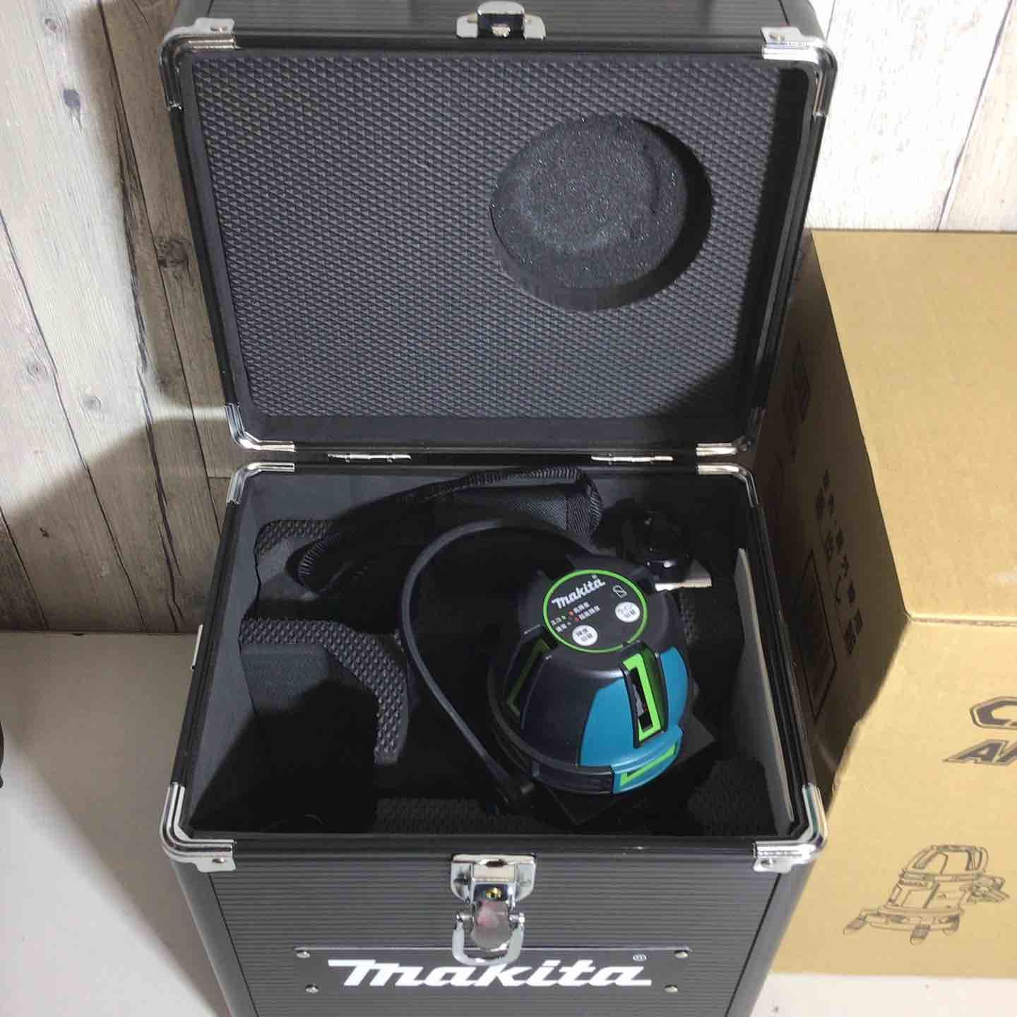 マキタ makita レーザー墨出し器 フルライン 充電式 屋内 屋外 兼用 追尾墨出し器 レーザー