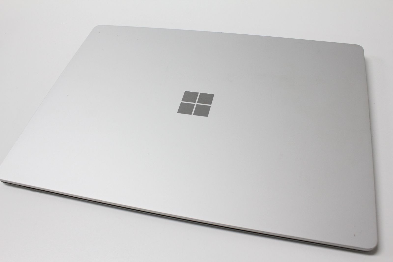 Surface Laptop 2 intel Core i 5 128 GB 8 ④