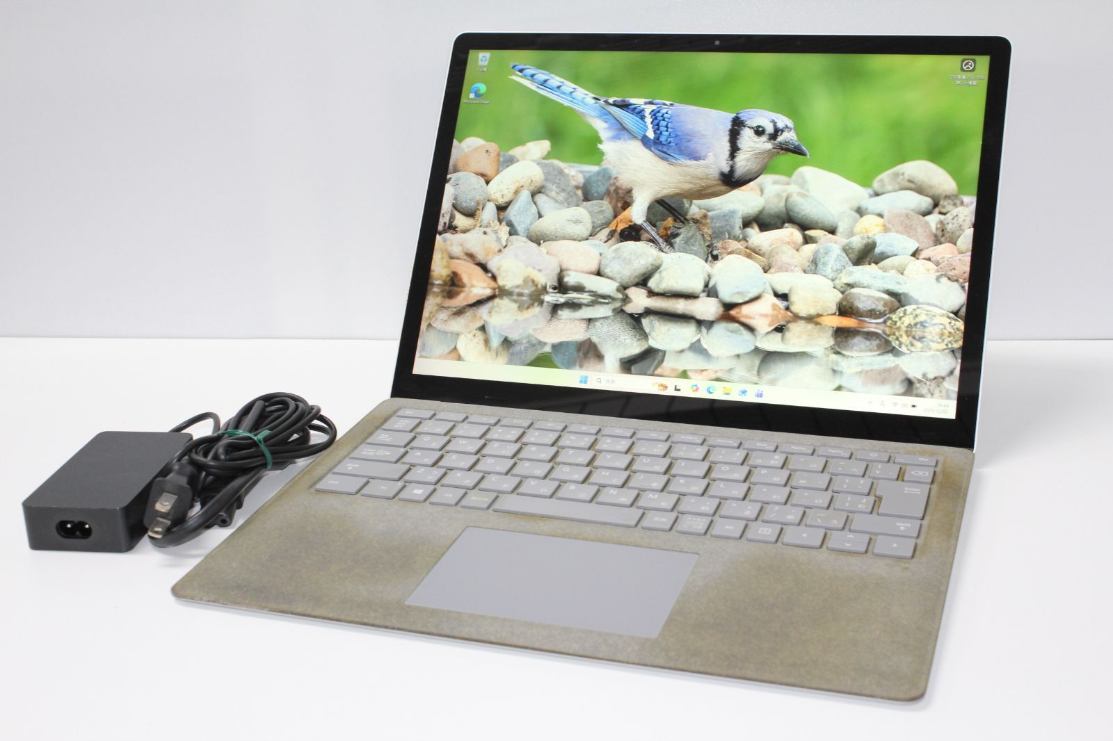 Surface Laptop 2 intel Core i 5 128 GB 8 ④