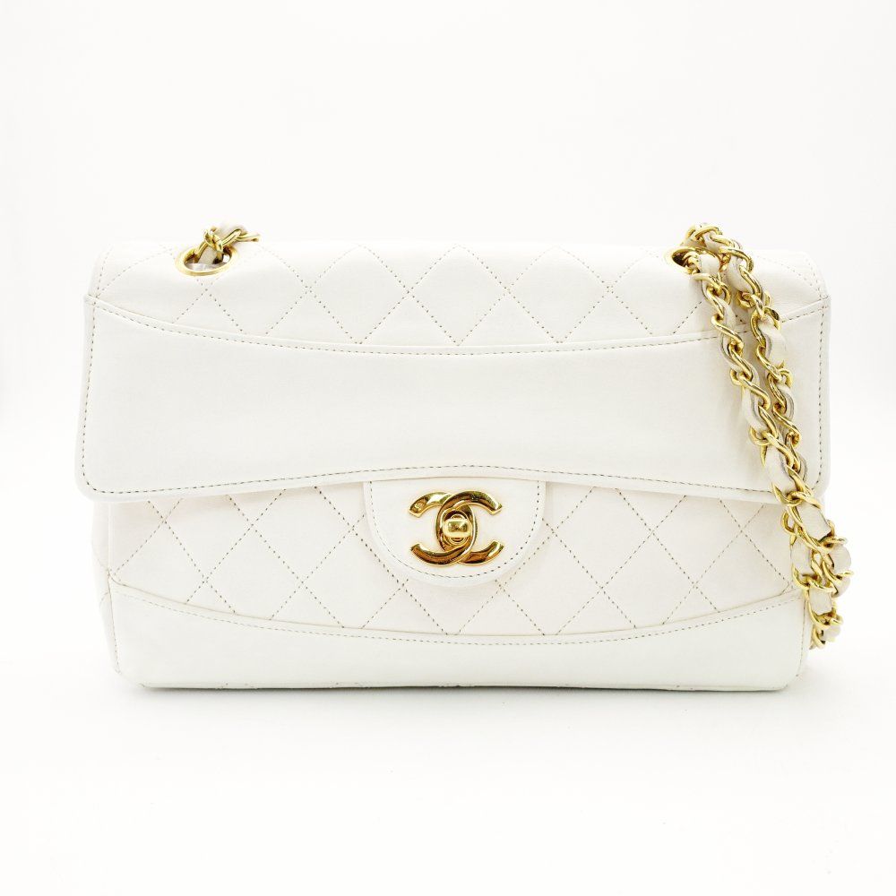 シャネル CHANEL マトラッセ チェーン ショルダーバッグ ホワイト レザー ラムスキン ゴールド金具 クロスボディ 7-9-236