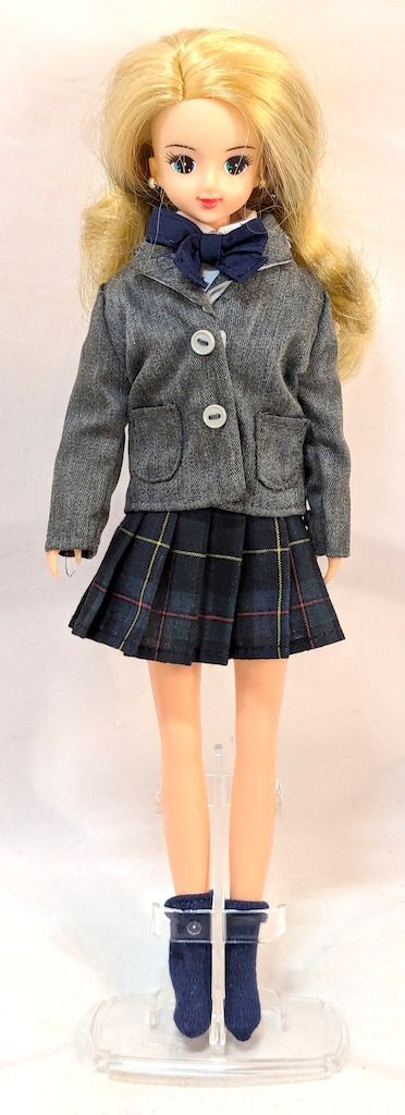 タカラ 高校生リカちゃんシリーズ 高校生いづみちゃん - メルカリ