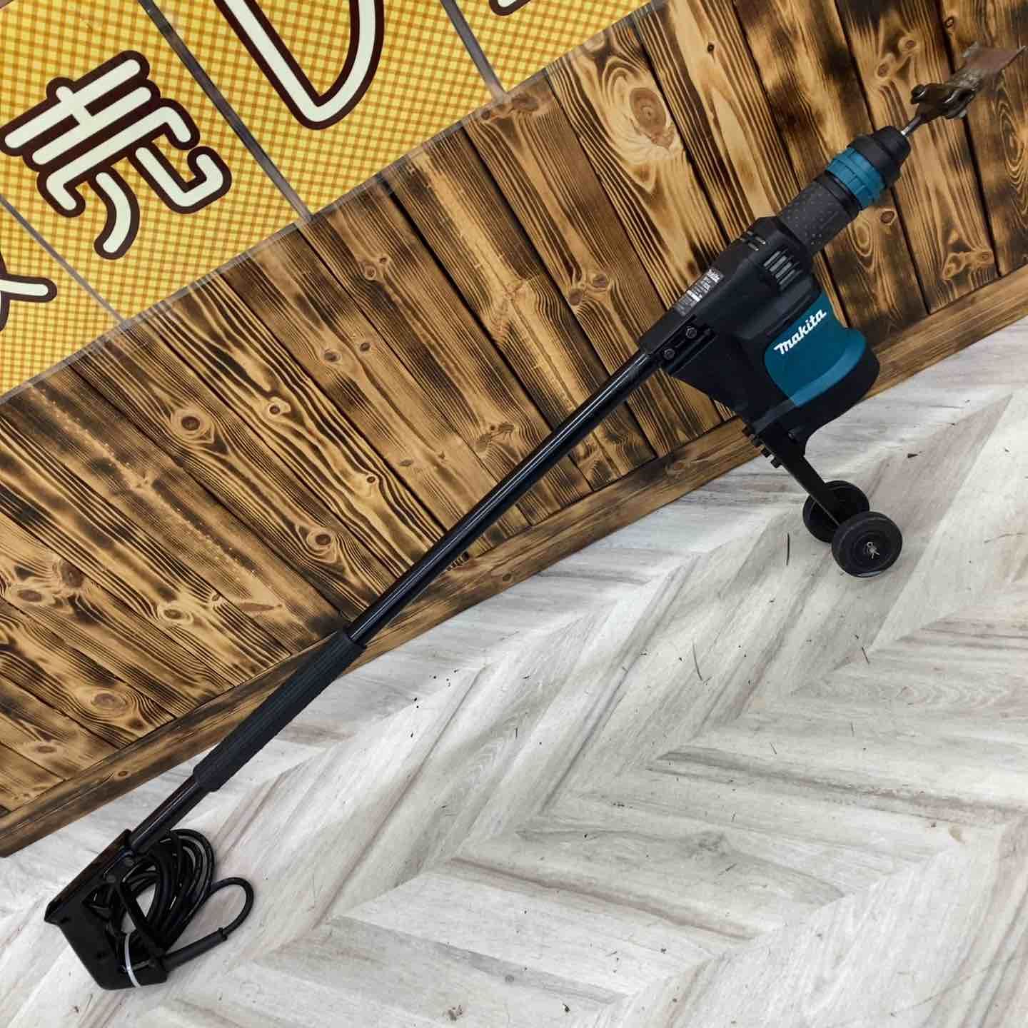 マキタ makita 電動ケレン ロングハンドルタイプ HK 1820 L立ったまま タイル モルタル 外壁塗装 Pタイル クッションフロア 剥離 目地おとし コンクリート