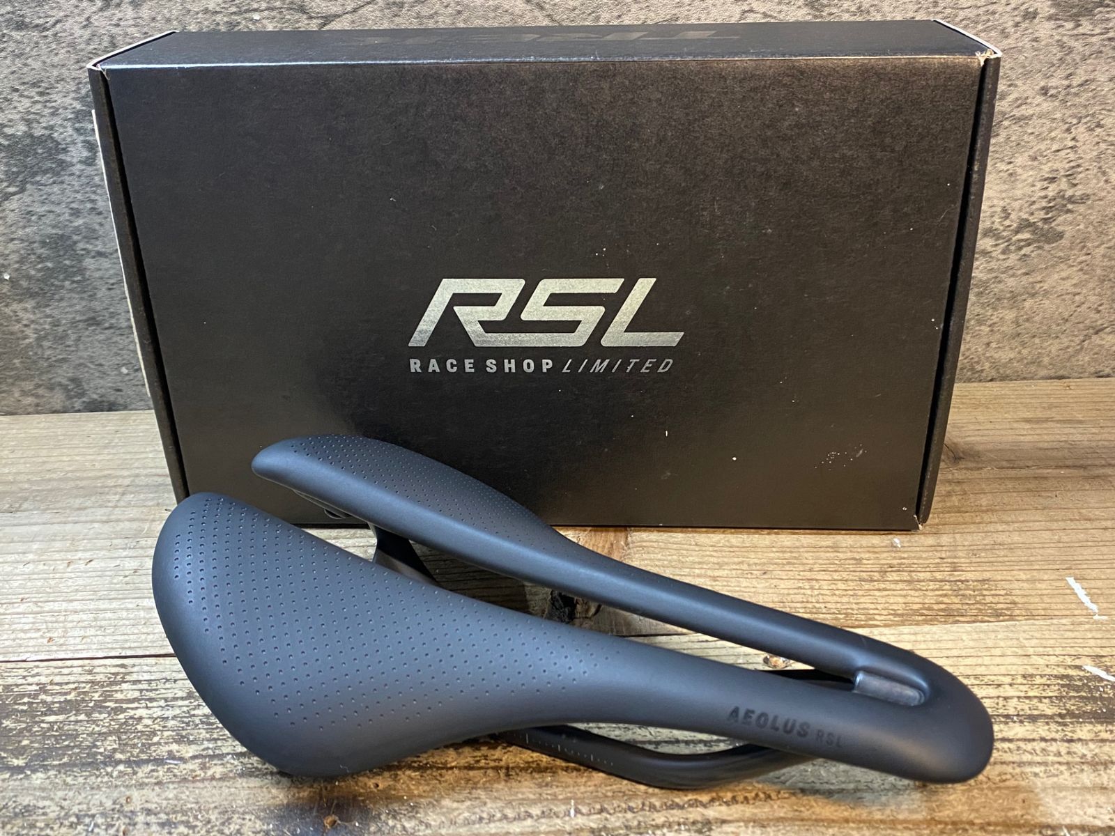 JQ 096 トレック TREK AEOLUS RSL Saddle サドル 黒 145 mm カーボンレール