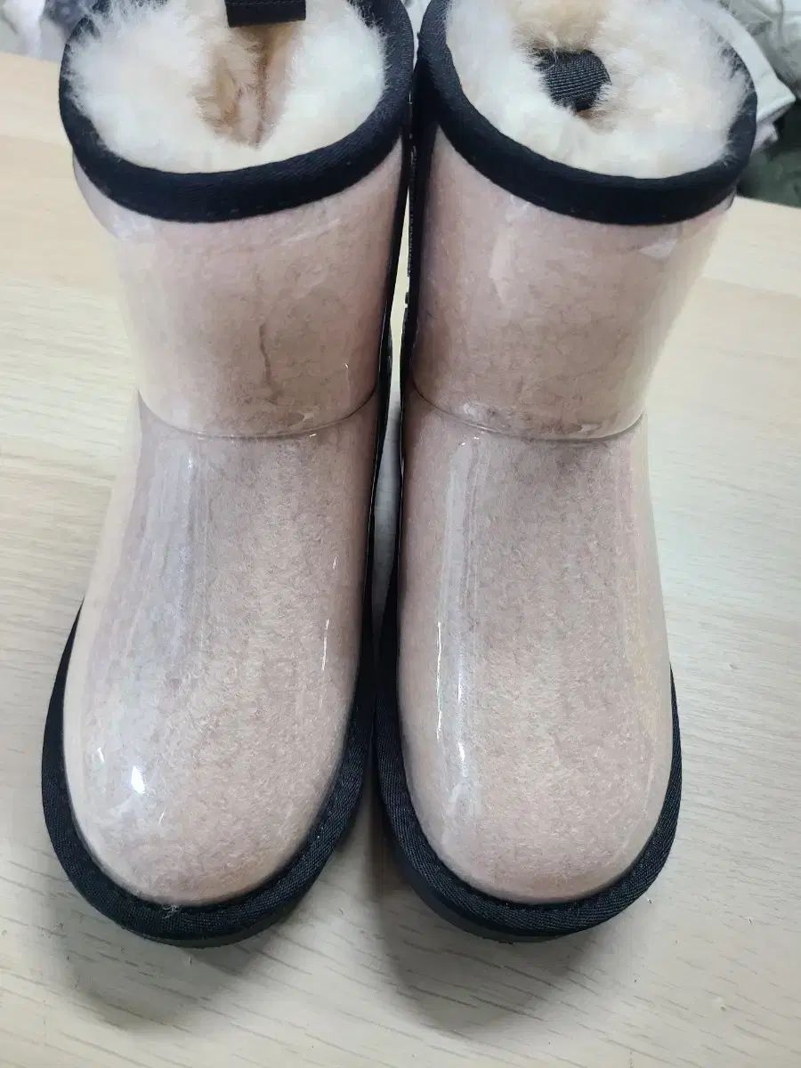 キッズ オーストラリア アグ ブーツ