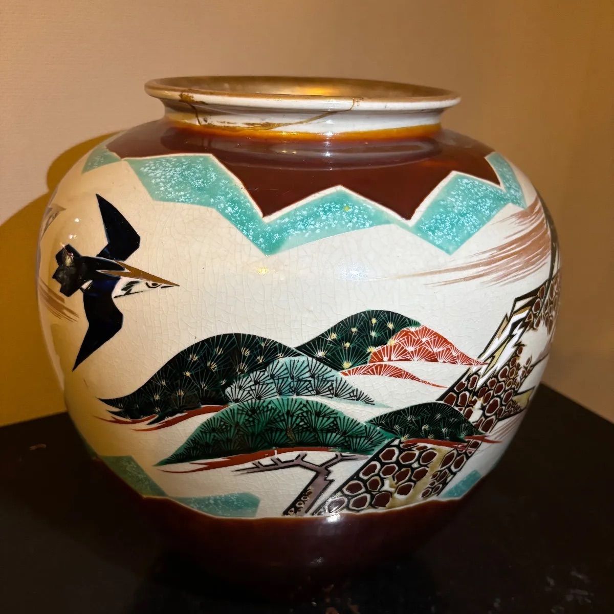 陶器　壺(花瓶、置物) 九谷焼 春峯 花瓶 花器 壺 陶器 工芸品 伝統工芸 コレクション