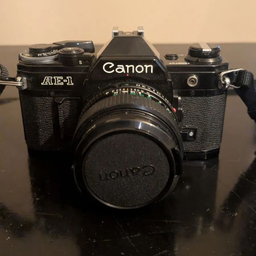 CANON キャノン AE-1 一眼レフ フィルムカメラ 50mm - メルカリ
