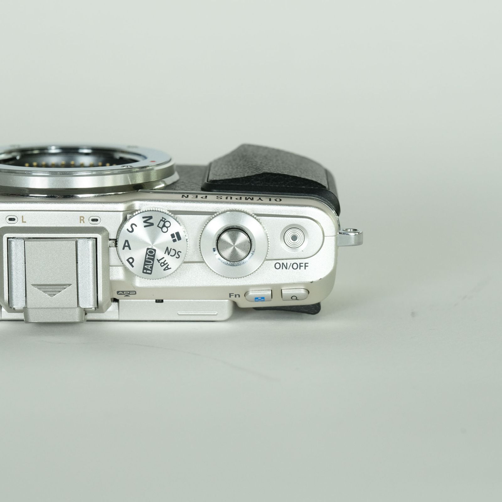 良品 | シャッター数19,540回] OLYMPUS PEN Lite E-PL7 ボディ