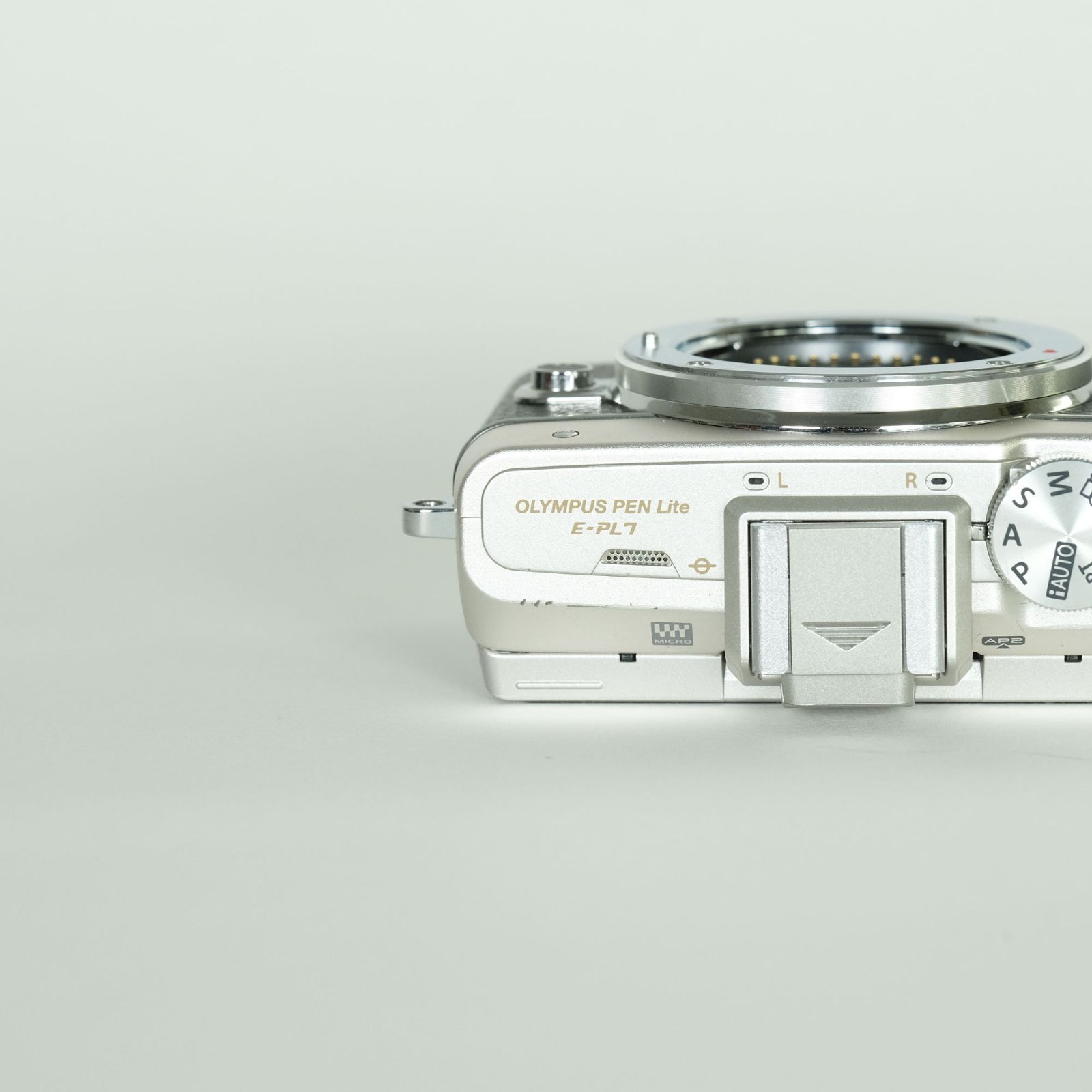 良品 | シャッター数19,540回] OLYMPUS PEN Lite E-PL7 ボディ