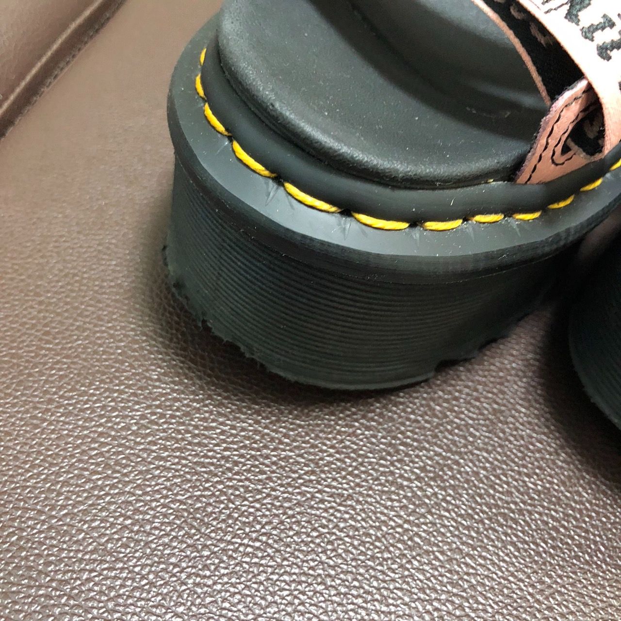 Dr. Martens KIMBER レディースサンダル