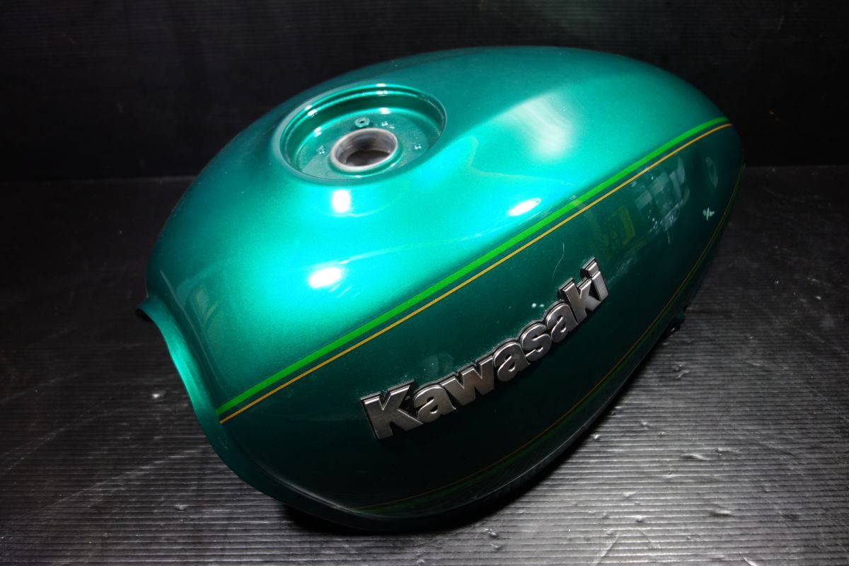 タンク フューエル 燃料 ガソリン カワサキ Z 650 RS ER M 51092 5109 63 H 凹み有