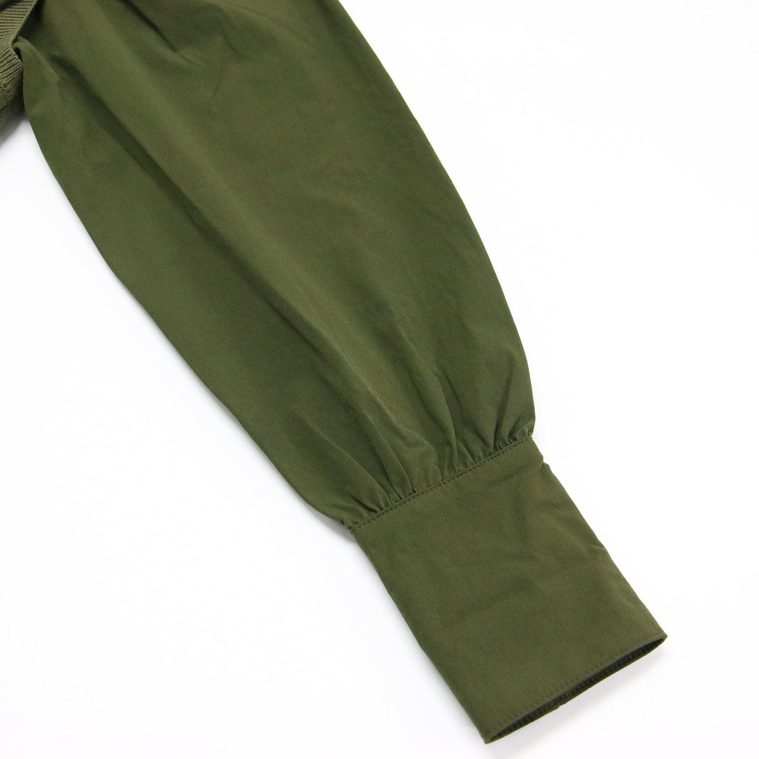 AMERI アメリ シャツ カーキ サイズ:FREE | ニット ドッキング シャツ | プルオーバー タートルネック 長袖 バックベルト ウエストゴム ウール コットン | トップス ブラウス【レディース】【中古】【K4652】 AMERI アメリ シャツ カーキ サイズ:FREE | ニット ドッキング シャツ